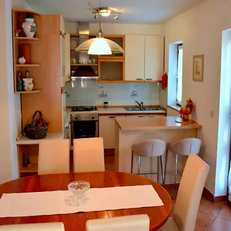 Take A Look Apartment Dajla