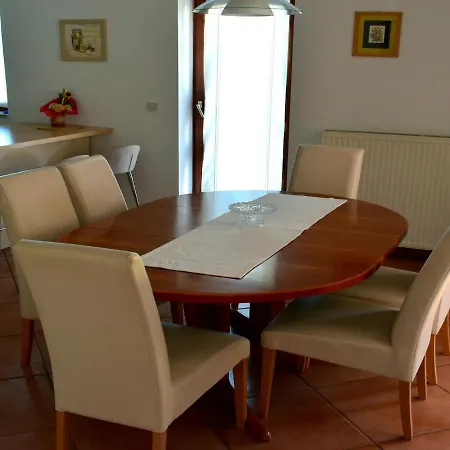 Apartment Take A Look *