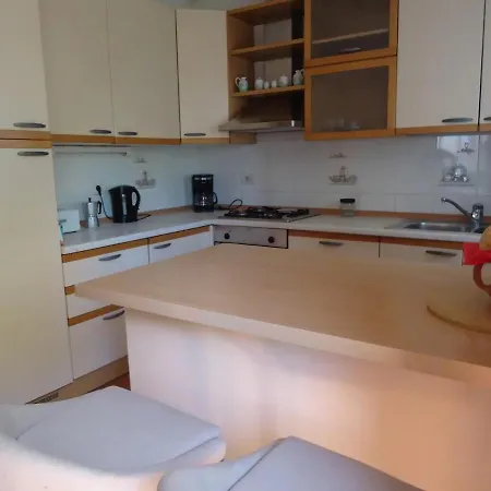 Take A Look * داجلة